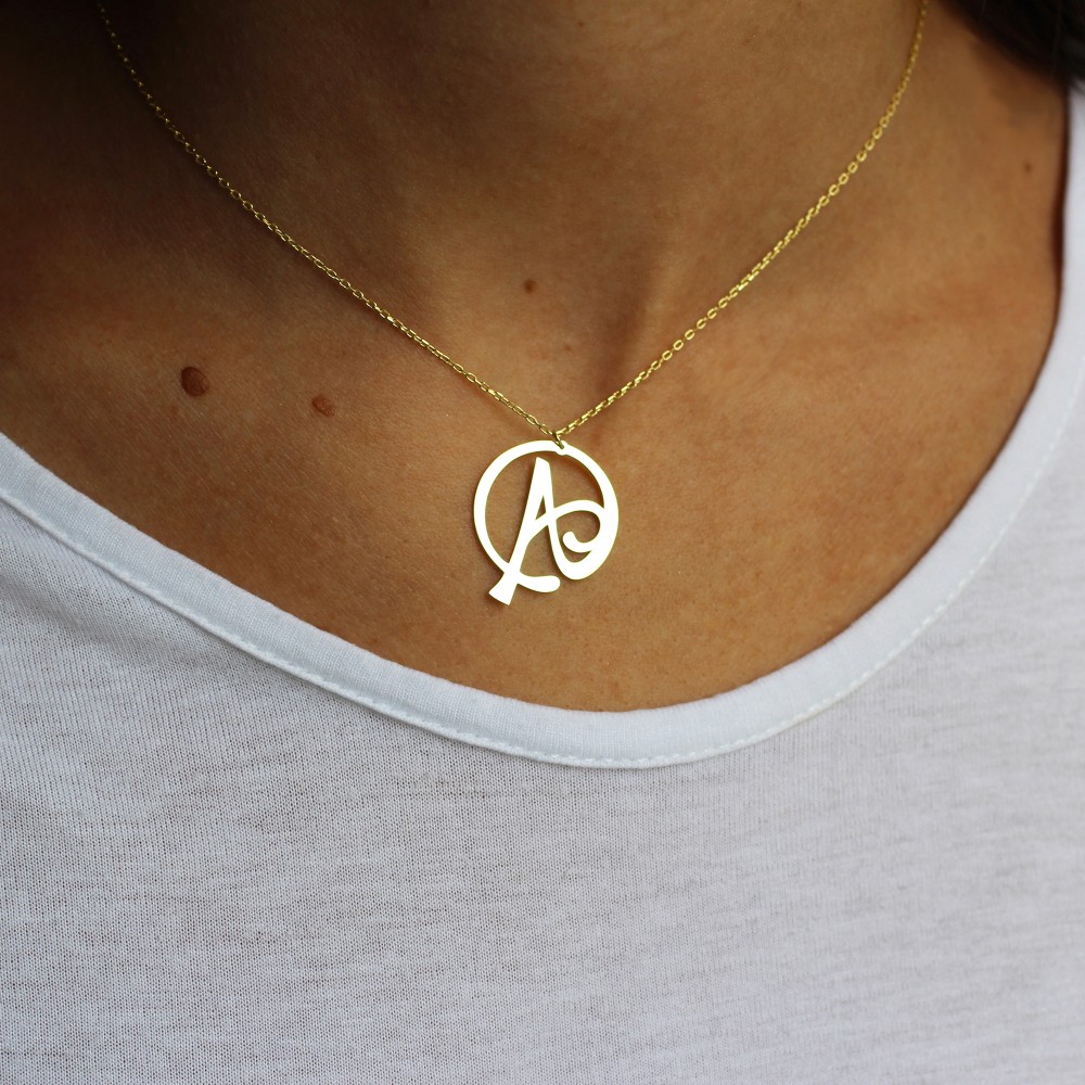 Glorria 925k Sterling Silver Personalized Initial Necklace
