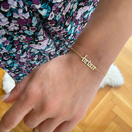 Glorria 925k Sterling Silver Old English Name Bracelet Glorria 925k Sterling Silver Old English Name Bracelet