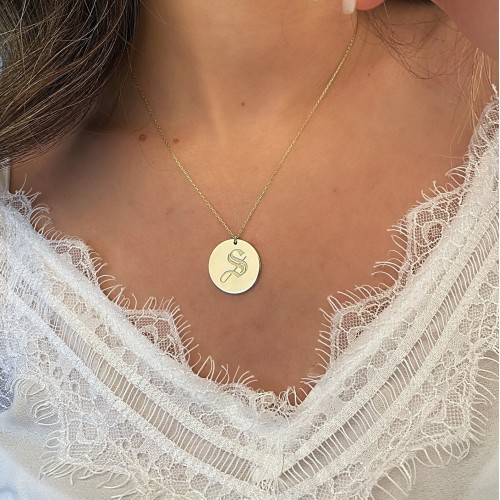 Glorria 925k Sterling Silver Personalized Circle Letter Necklace Glorria 925k Sterling Silver Personalized Circle Letter Necklace