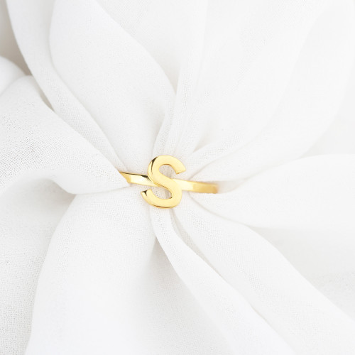 Glorria 925k Sterling Silver Custom Letter Ring Glorria 925k Sterling Silver Custom Letter Ring