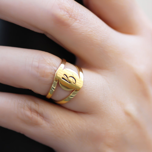 Glorria 925k Sterling Silver Personalized Letter Ring Glorria 925k Sterling Silver Personalized Letter Ring