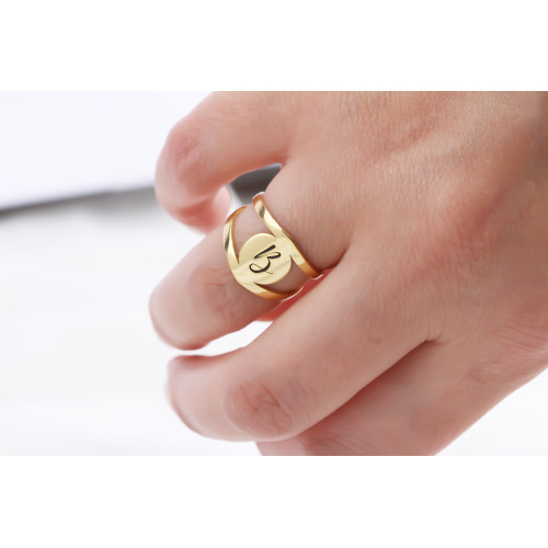 Glorria 925k Sterling Silver Personalized Letter Ring Glorria 925k Sterling Silver Personalized Letter Ring