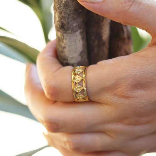 Glorria 925k Sterling Silver Diamond Cut Ring