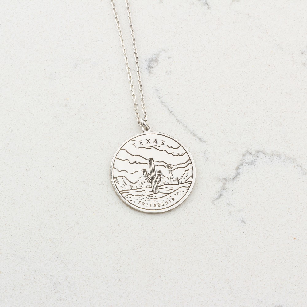 Glorria 925k Sterling Silver Personalized US State Logo Necklace Glorria 925k Sterling Silver Personalized US State Logo Necklace