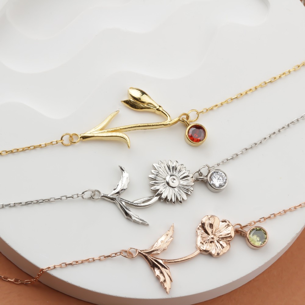 Glorria 925k Sterling Silver Personalized Birth Flower and Birthstone Bracelet Glorria 925k Sterling Silver Personalized Birth Flower and Birthstone Bracelet