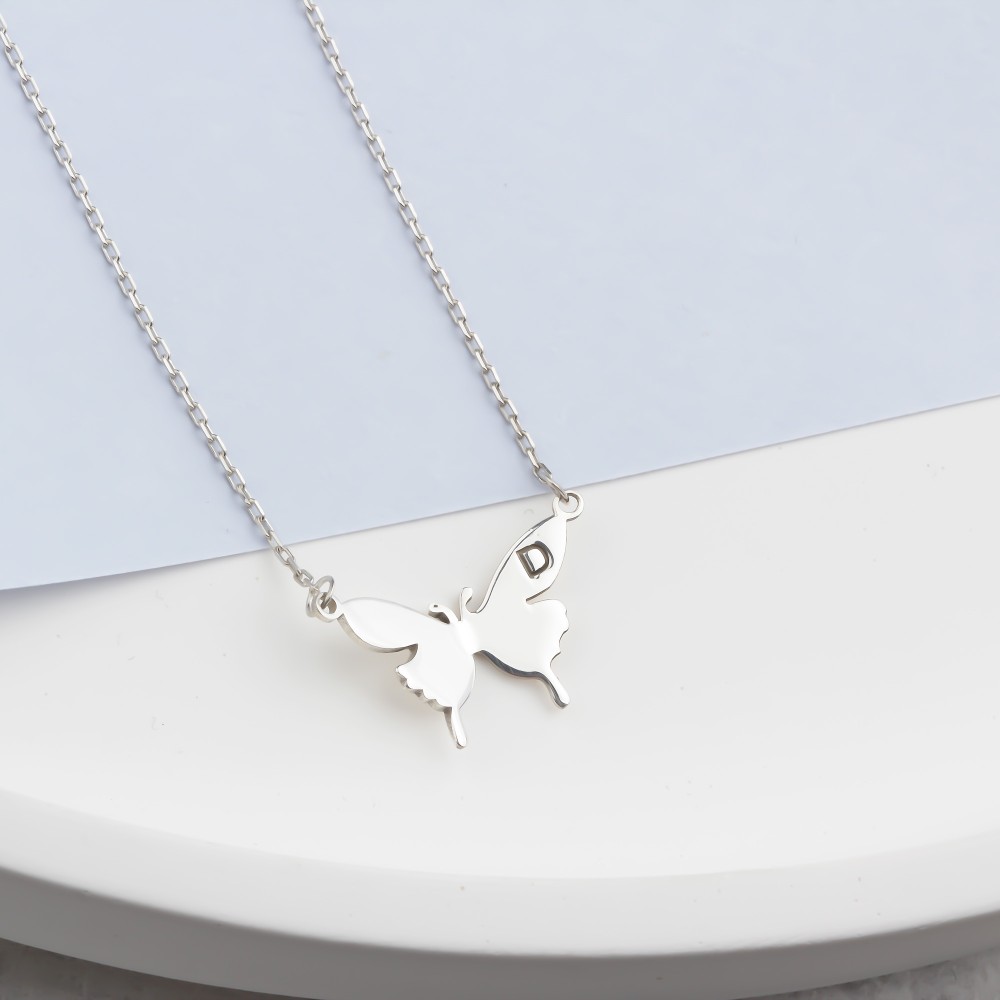 Glorria 925k Sterling Silver Personalized Letter Butterfly Necklace Glorria 925k Sterling Silver Personalized Letter Butterfly Necklace