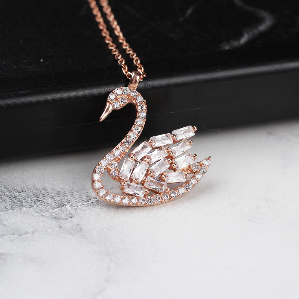 Glorria 925k Sterling Silver Swan Necklace Glorria 925k Sterling Silver Swan Necklace