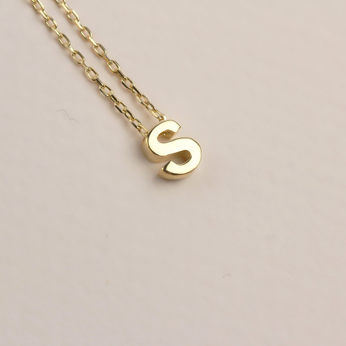 Glorria 925k Sterling Silver 3D Minimalist Letter S Necklace Glorria 925k Sterling Silver 3D Minimalist Letter S Necklace