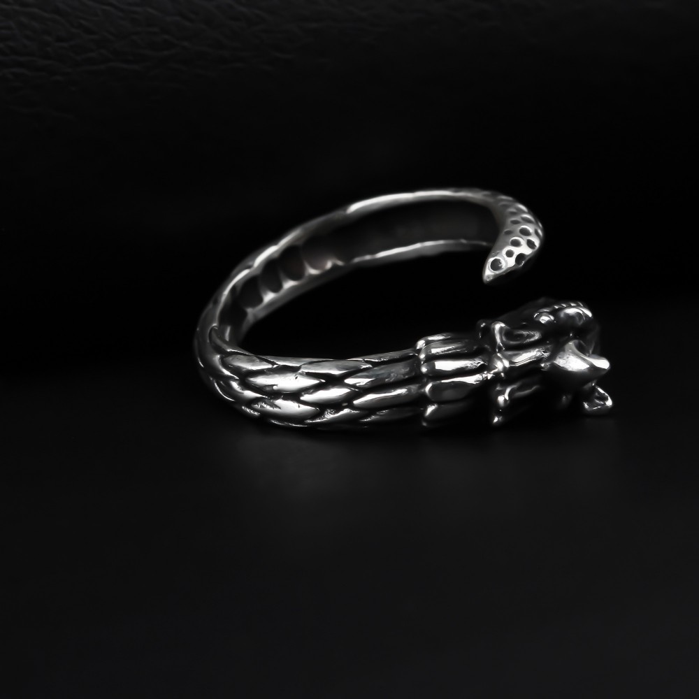 Glorria 925k Sterling Silver Men Dragon Ring Glorria 925k Sterling Silver Men Dragon Ring