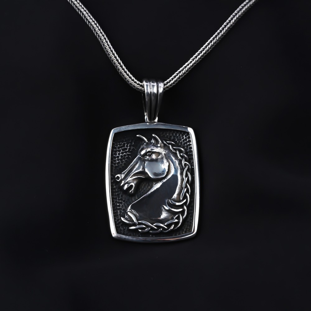 Glorria 925k Sterling Silver Men Horse Necklace