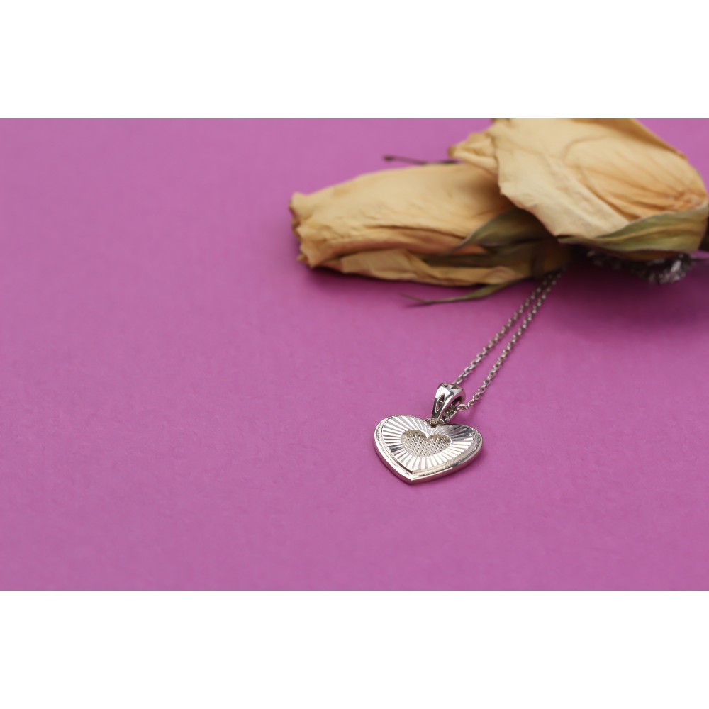 Glorria 925k Sterling Silver Heart Necklace Glorria 925k Sterling Silver Heart Necklace