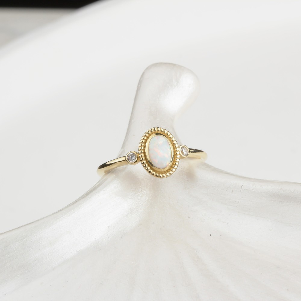 Glorria 14k Solid Gold White Opal Stone Retro Ring