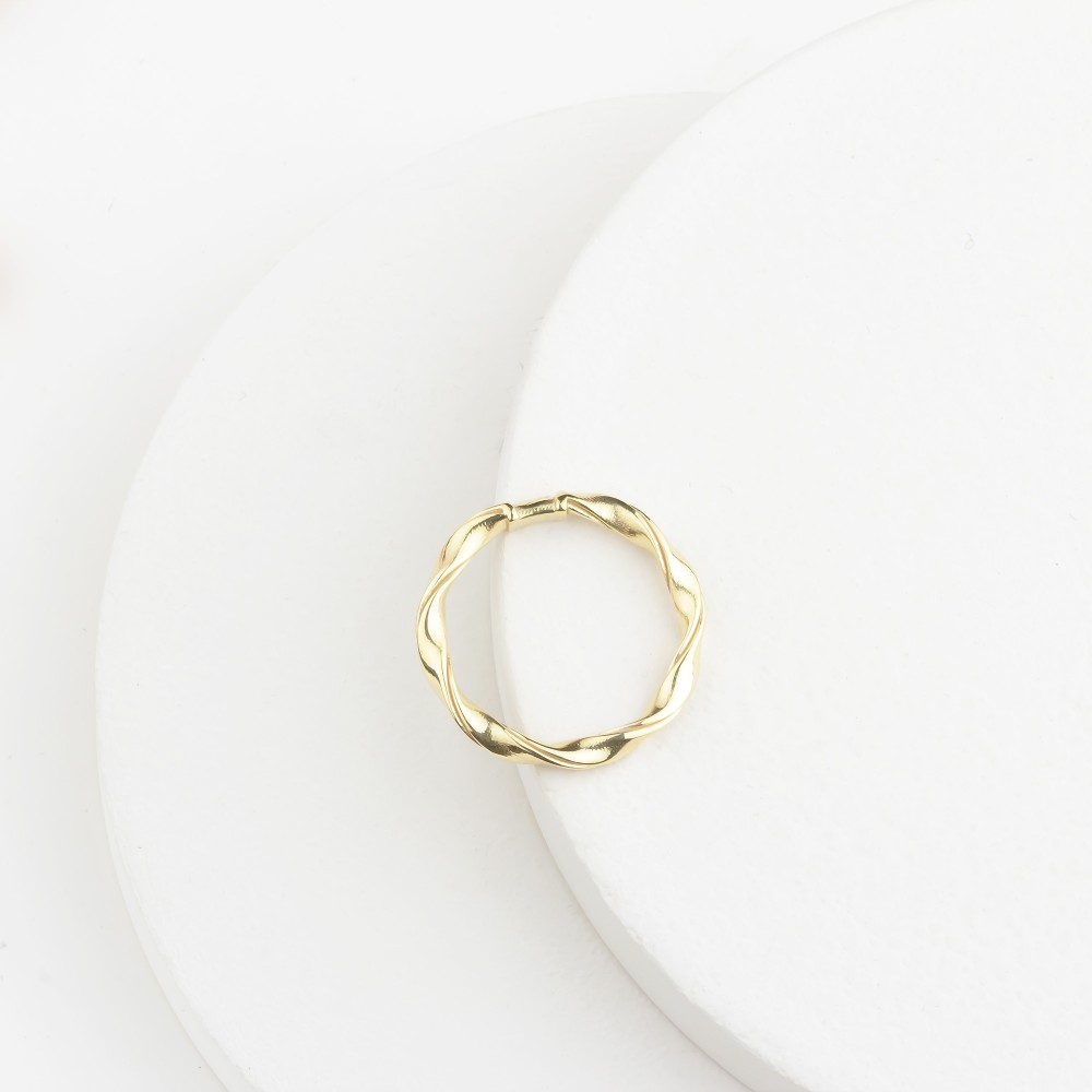 Glorria 14k Solid Gold Minimalist Wave Ring Glorria 14k Solid Gold Minimalist Wave Ring