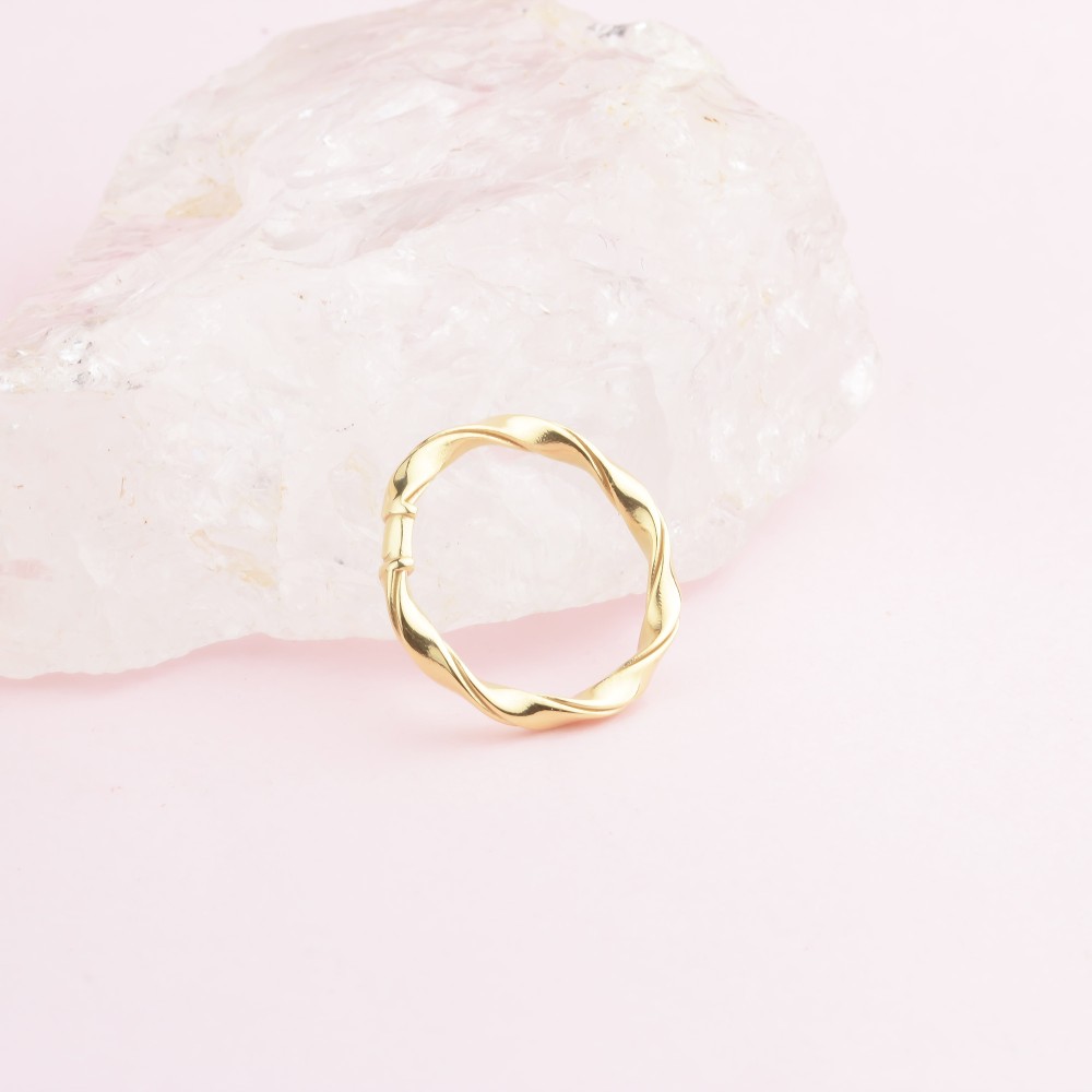 Glorria 14k Solid Gold Minimalist Wave Ring Glorria 14k Solid Gold Minimalist Wave Ring