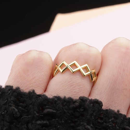 Glorria 14k Solid Gold Geometric Ring