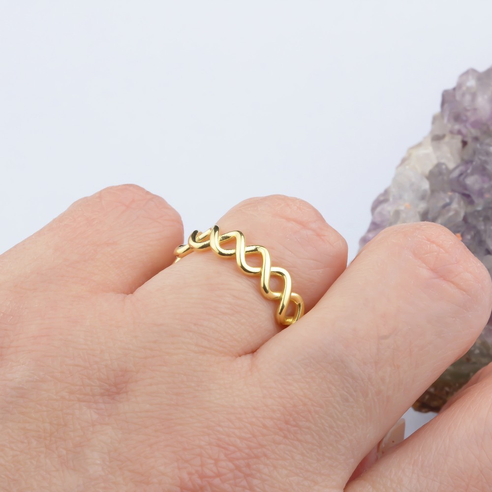 Glorria 14k Solid Gold Infinity Pattern Ring Glorria 14k Solid Gold Infinity Pattern Ring