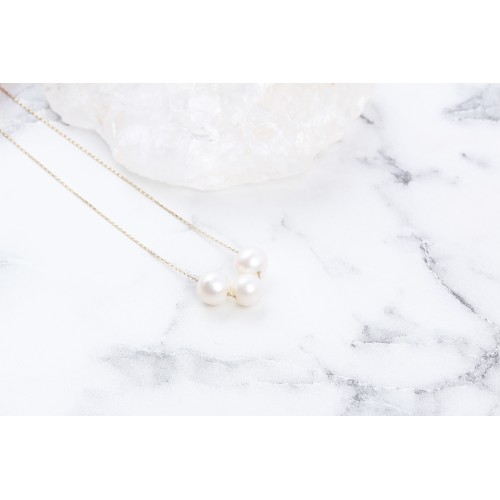 Glorria 14k Solid Gold 3 Pearls Necklace Glorria 14k Solid Gold 3 Pearls Necklace