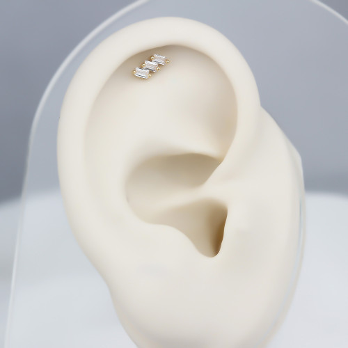 Glorria 14k Solid Gold Geometric Helix Piercing Glorria 14k Solid Gold Geometric Helix Piercing