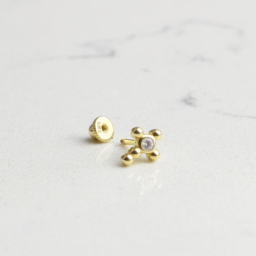 Glorria 14k Solid Gold Solitaire Helix Piercing Glorria 14k Solid Gold Solitaire Helix Piercing