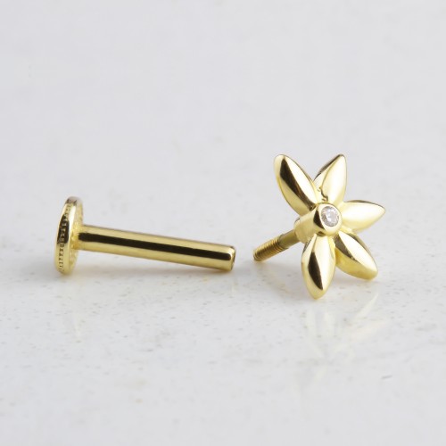 Glorria 14k Solid Gold Clover Tragus Piercing Glorria 14k Solid Gold Clover Tragus Piercing
