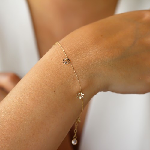 Glorria 14k Solid Gold Lotus Bracelet Glorria 14k Solid Gold Lotus Bracelet