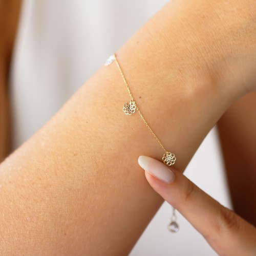 Glorria 14k Solid Gold Flower Bracelet Glorria 14k Solid Gold Flower Bracelet