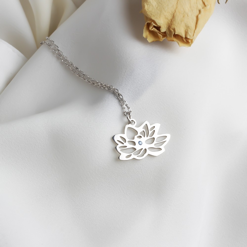 Glorria 925k Sterling Silver Personalized Birth Flower Necklace