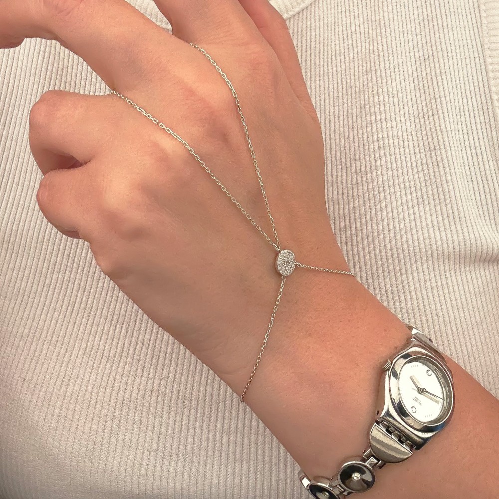 Glorria Sterling Silver Bar Hand Chain Bracelet Glorria Sterling Silver Bar Hand Chain Bracelet