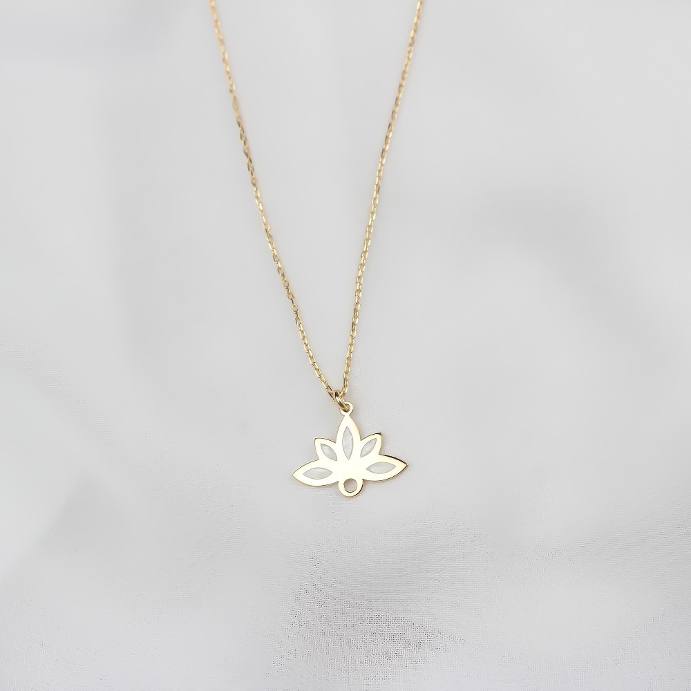 Glorria 925k Sterling Silver Lotus Necklace