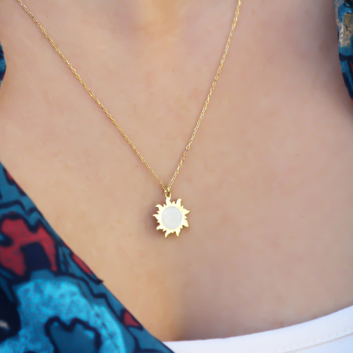 Glorria 925k Sterling Silver Sun Necklace Glorria 925k Sterling Silver Sun Necklace