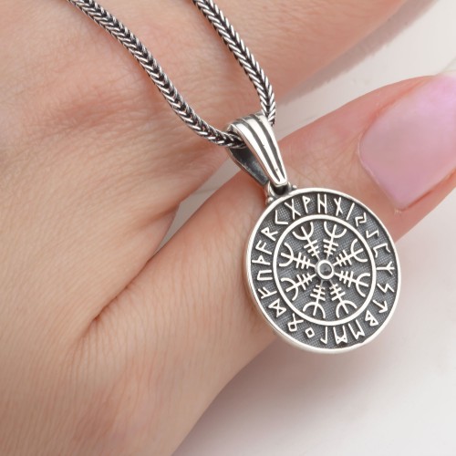Glorria Sterling Silver Viking Vegvisir Compass Necklace