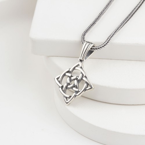 Glorria Sterling Silver Medieval Knot Necklace