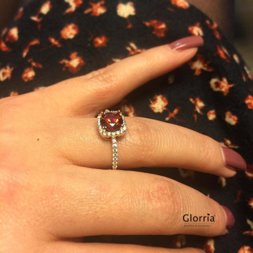 Glorria 14k Solid Gold Red Zirkon Pave Ring Glorria 14k Solid Gold Red Zirkon Pave Ring