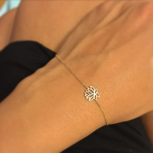 Glorria 14k Solid Gold Lotus Flower Bracelet Glorria 14k Solid Gold Lotus Flower Bracelet