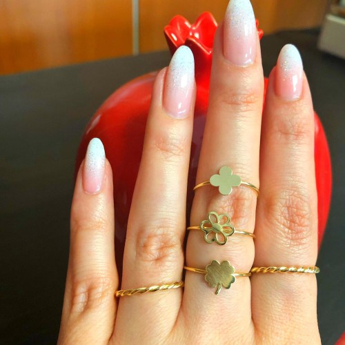 Glorria 14k Solid Gold Clover Ring Glorria 14k Solid Gold Clover Ring