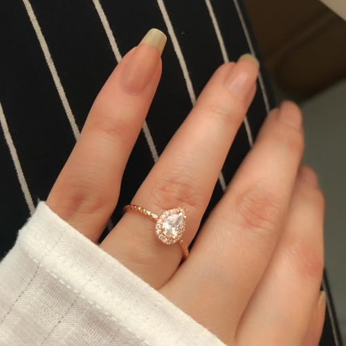 Glorria 925k Sterling Silver Drop Anthurage Ring Glorria 925k Sterling Silver Drop Anthurage Ring