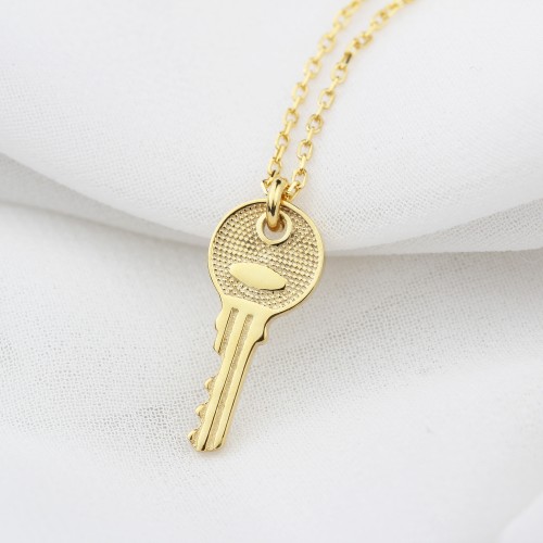 Glorria 925k Sterling Silver Personalized Key Necklace Glorria 925k Sterling Silver Personalized Key Necklace