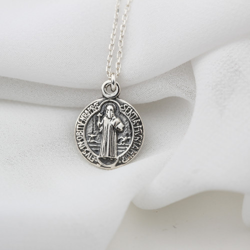 Glorria 925k Sterling Silver Saint Benedict Medal Necklace Glorria 925k Sterling Silver Saint Benedict Medal Necklace